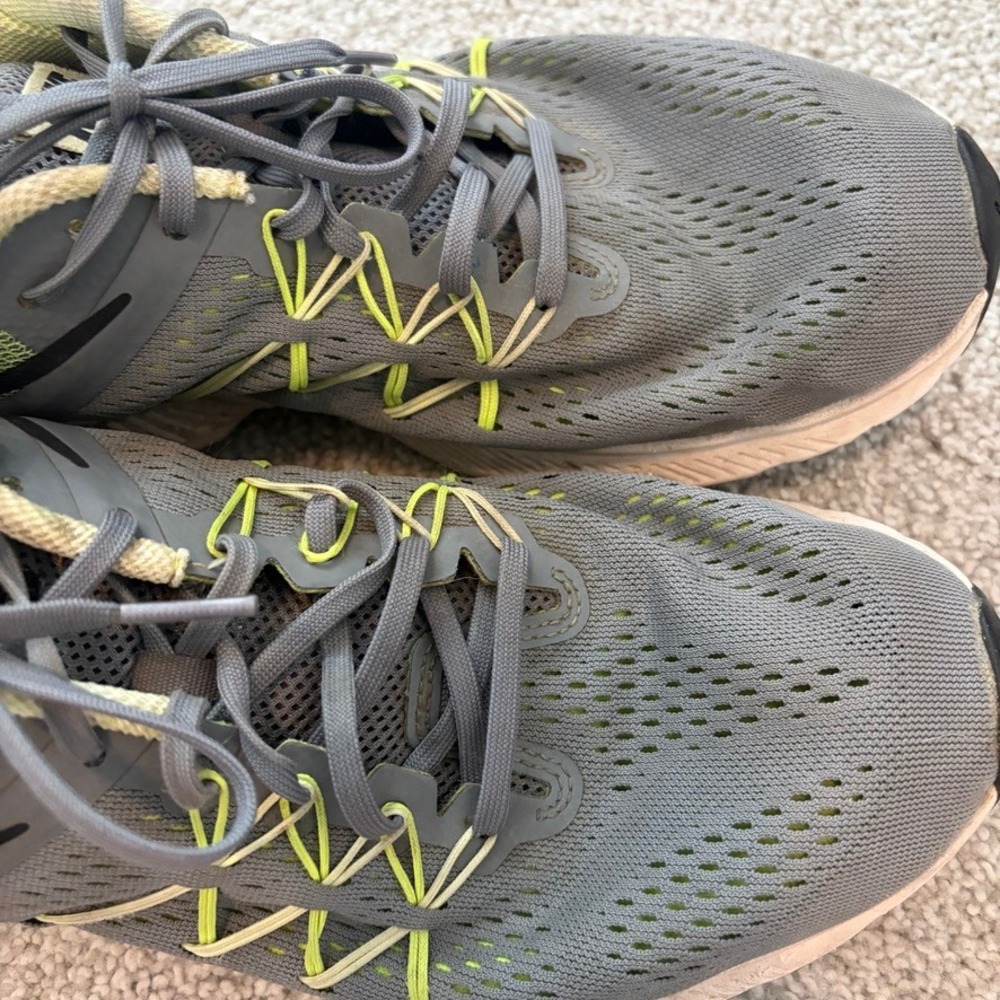 Nike Zoom Winflo 3 Mens Running Shoes Dark Grey Volt 831561-004 Size 10.5 - Picture 3 of 12
